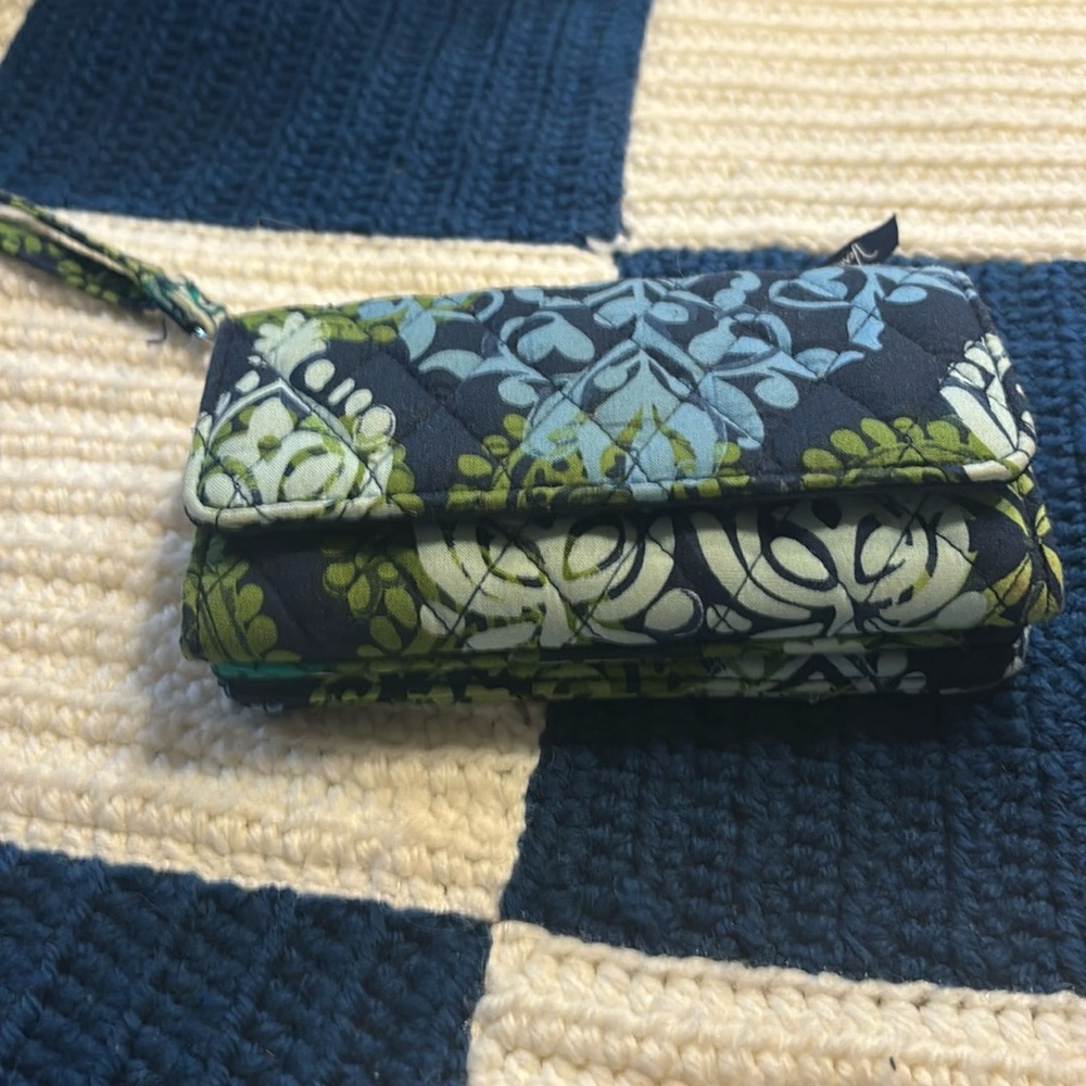 Vera Bradley wristlet/cluch